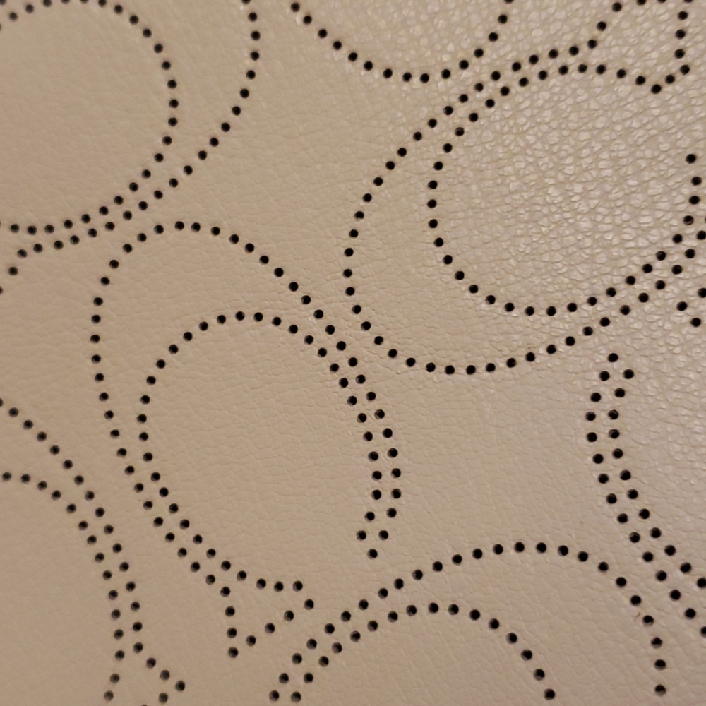 Coach Tote - Picture 2 of 4